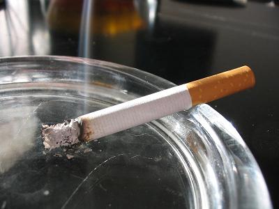 componentes del cigarrillo. cigarro 2.